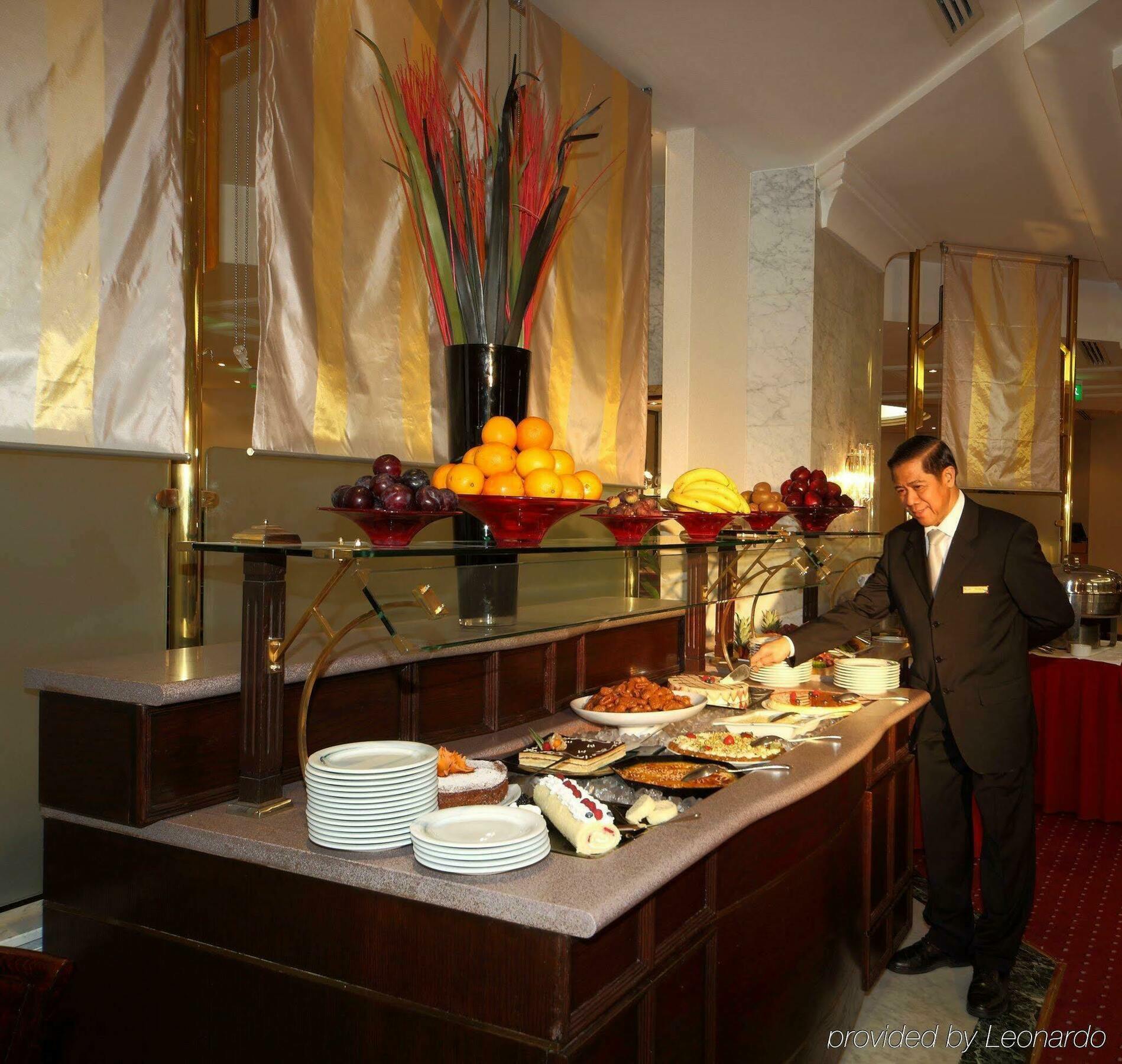 Radisson Blu And Convention Center, Minhal 4* Riyadh